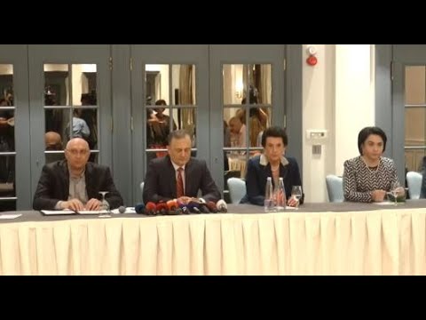 30-მდე ოპოზიციურმა პარტიამ არჩევნებში ერთმენეთის ხმების დასაცავად მემორანდუმი გააფორმა