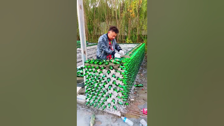 Beer bottles have many uses. Have you ever seen them used to build houses#Rural handicraft