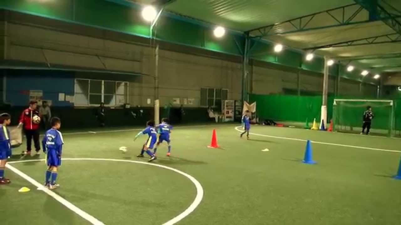 サッカー低学年のうちに必要な将来のための基礎練習 シェアトレ サッカーの練習動画が満載