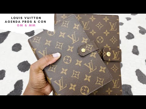 WHAT'S IN MY LOUIS VUITTON GM AGENDA