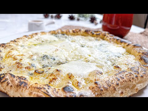 【クアトロフォルマッジ】4種のチーズと蜂蜜のピッツァ【ピザ生地レシピ】【クワトロフォルマッジ】【pizza】