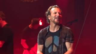 Video thumbnail of "Pearl Jam  - Black - live in  Prague"