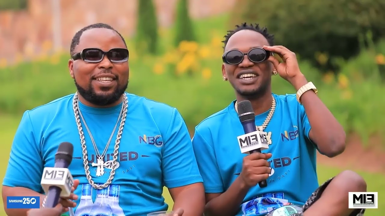 Burikantu warizwaga niki koko  🤣Nibande bakunaniza  🤣uraseka upfe