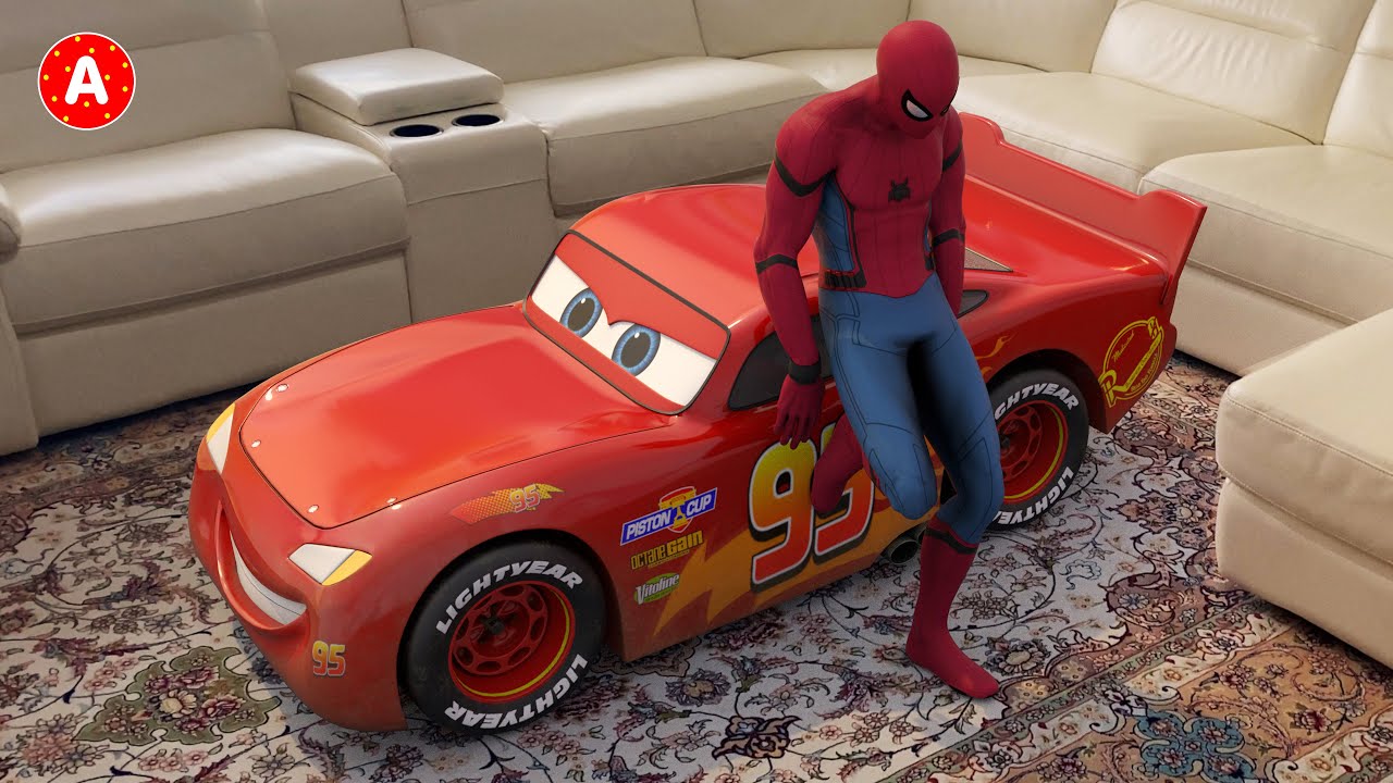 Super héros Spiderman et Voiture Lightning McQueen dans la Vraie Vie  Collection #1 