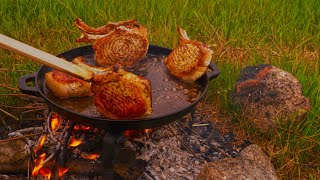 Juicy Tomahawk Pork Chops with Pan Sauce. ASMR 🍖