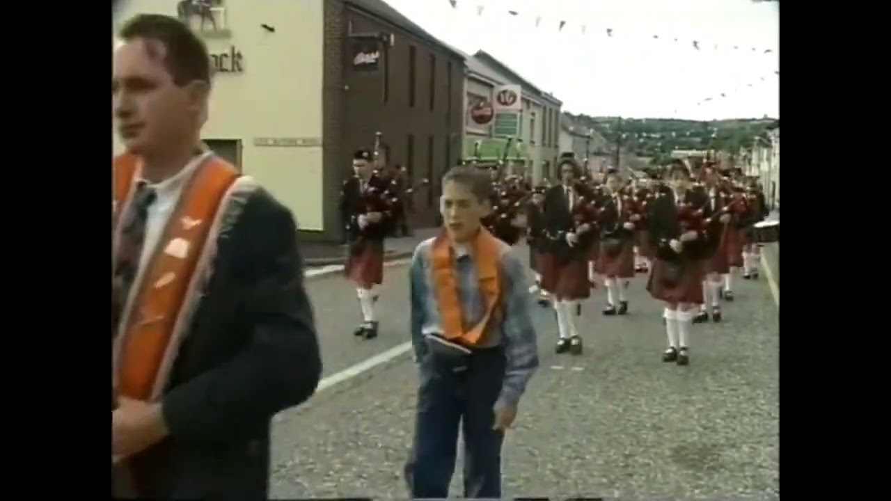 Tyrones Ditches Pipe Band @ Tandragee 12th 1996