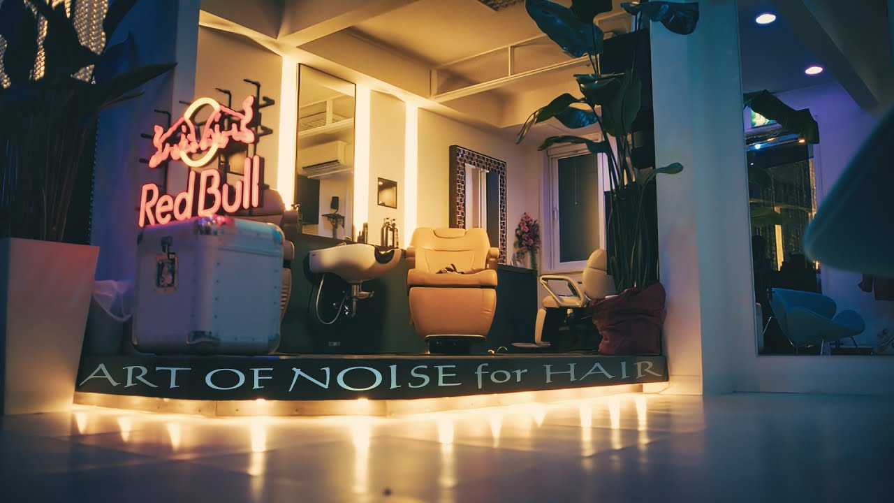 ART IN THE CITY 陶器製　美容師　牛　おしゃれ　デザイン　美容室 ART OF NOISE for HAIR（札幌市東区） | エキテン byGMO
