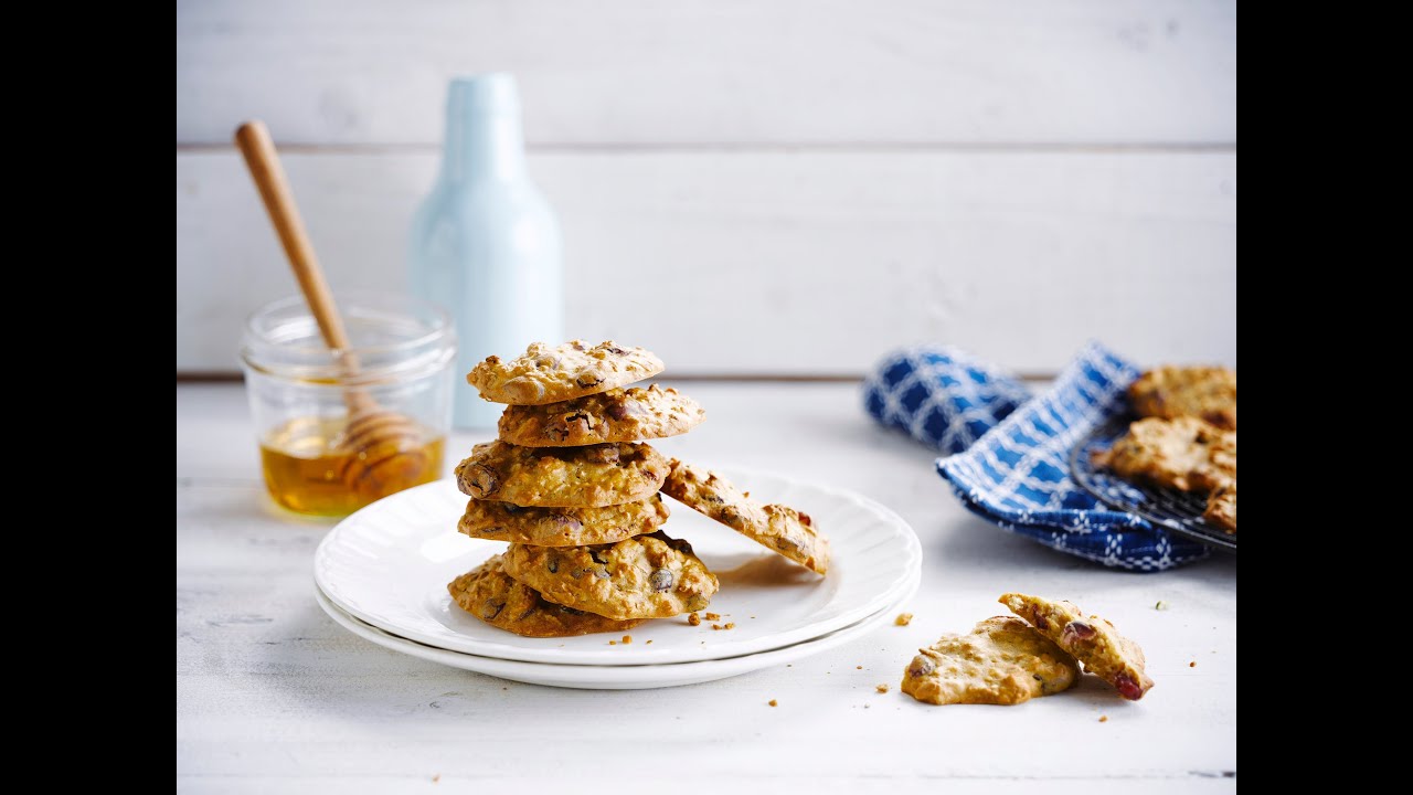 Alpro recipe – Soft oat cookies - YouTube