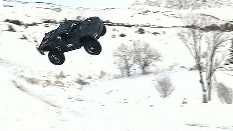 arrma mojave exb and kraton 6s snow bash jumps. Go pro action