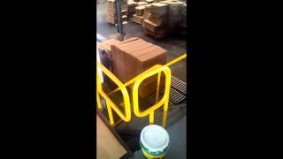 Auto Down Stacker 2200mm, 6 outs production