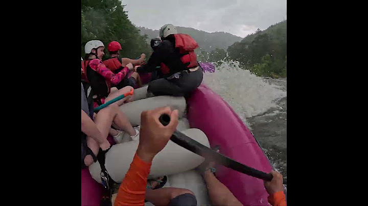 Summer Rafting in the Rain is Fun in Tennessee! #heatwave #rafting #fun #vacation #travel