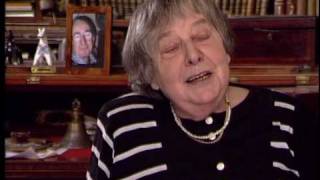 видео: Лилианна Лунгина о страхе в годы сталинских репрессий картинка: Лилианна Лунгина о страхе в годы сталинских репрессий
