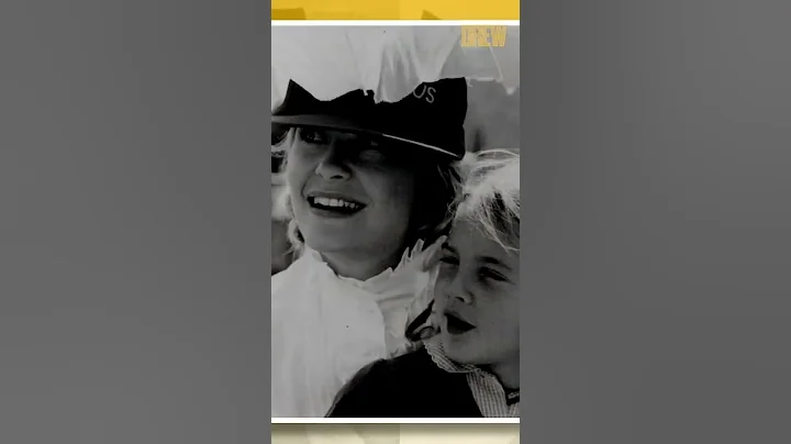 Drew Barrymore Reunites with Dee Wallace 40 Years ...
