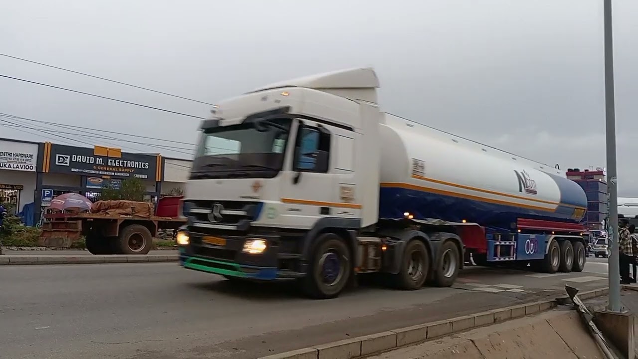  ZEBRA MAFINGA HATARI TUPU.  