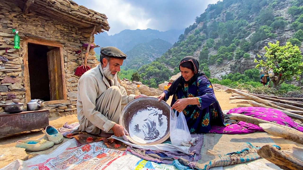 I found an Afghan isolated paradise🏔️| People live the old way that most of the world has never seen