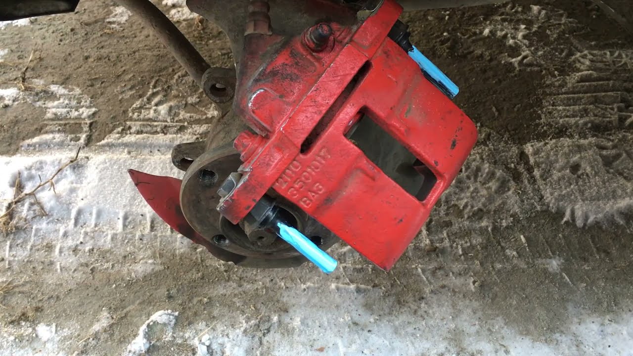 Чем и как смазывать направляющие суппорта - YouTube