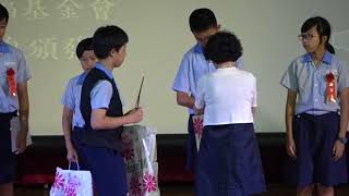 1070615 106學年度畢業典禮  11-12頒發林慶福忠孝教育獎學金