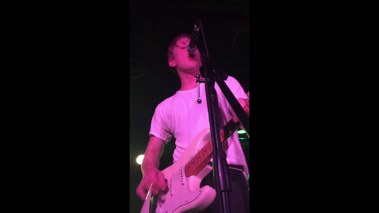 SWMRS - Ruining My Pretending