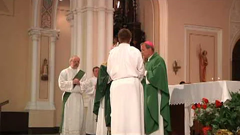 Bishop-designate Robert Gruss makes his oath of fidelity