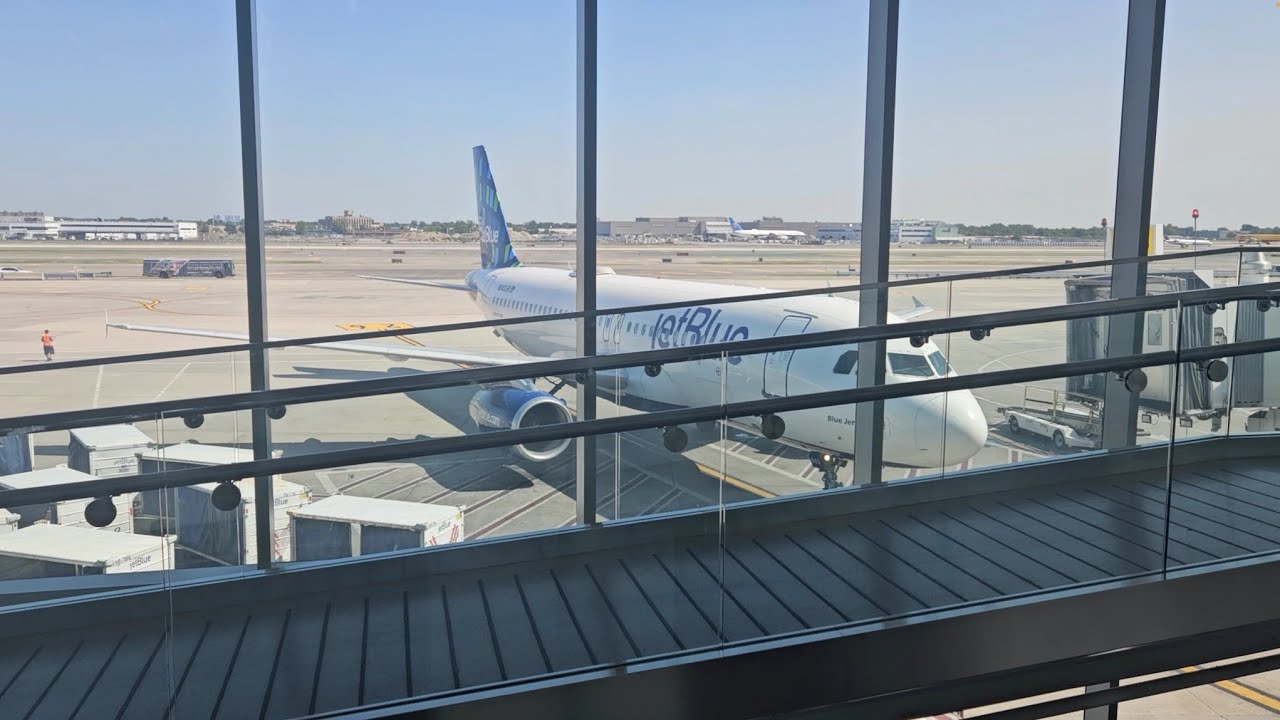 Trip Report: Full Flight - jetBlue Airways - Airbus A320-232 - N643JB - JFK - MIA - Sept. 2nd, 2023