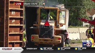 Crews begin cleaning up fiery wreck of truck on I-41