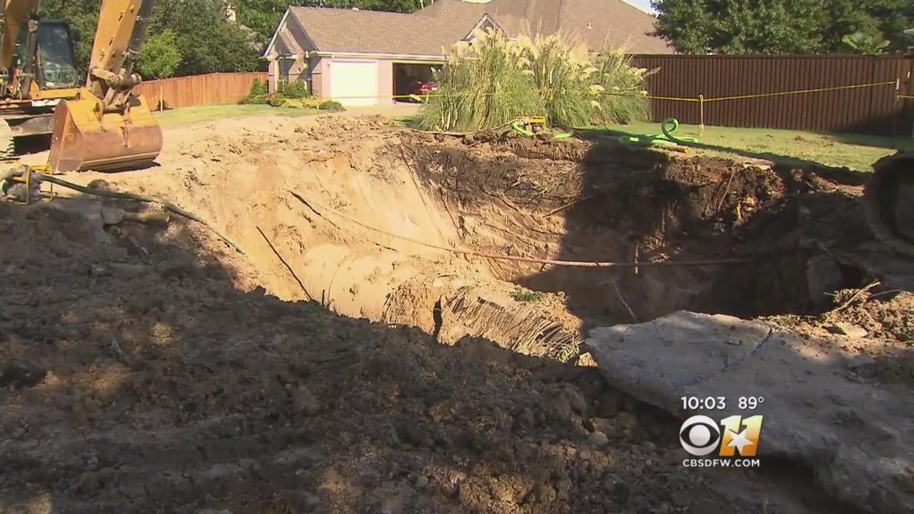 Crews Working Around The Clock To Repair Water Line Break In Richardson