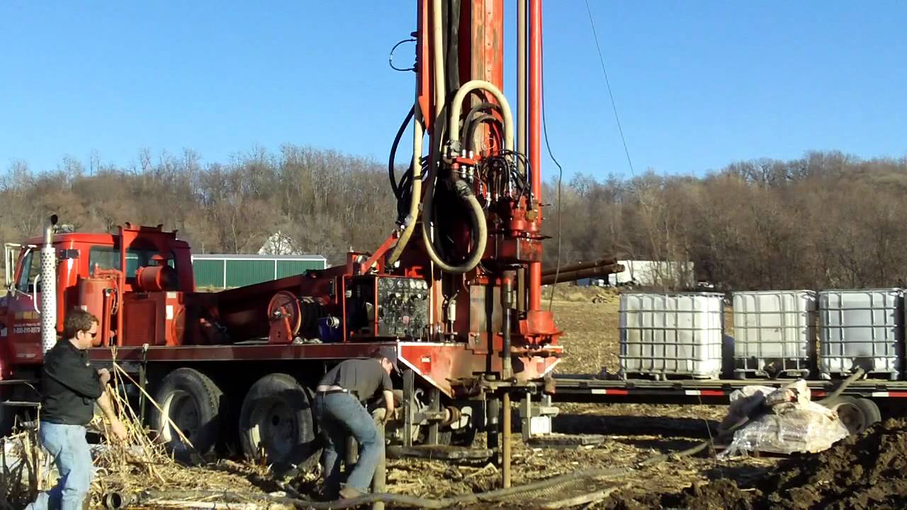 VersaDrill V100 Drilling Domestic House Well YouTube