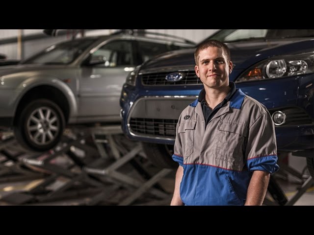 Five Signs Your Car Needs a Service - Check your brakes, lights