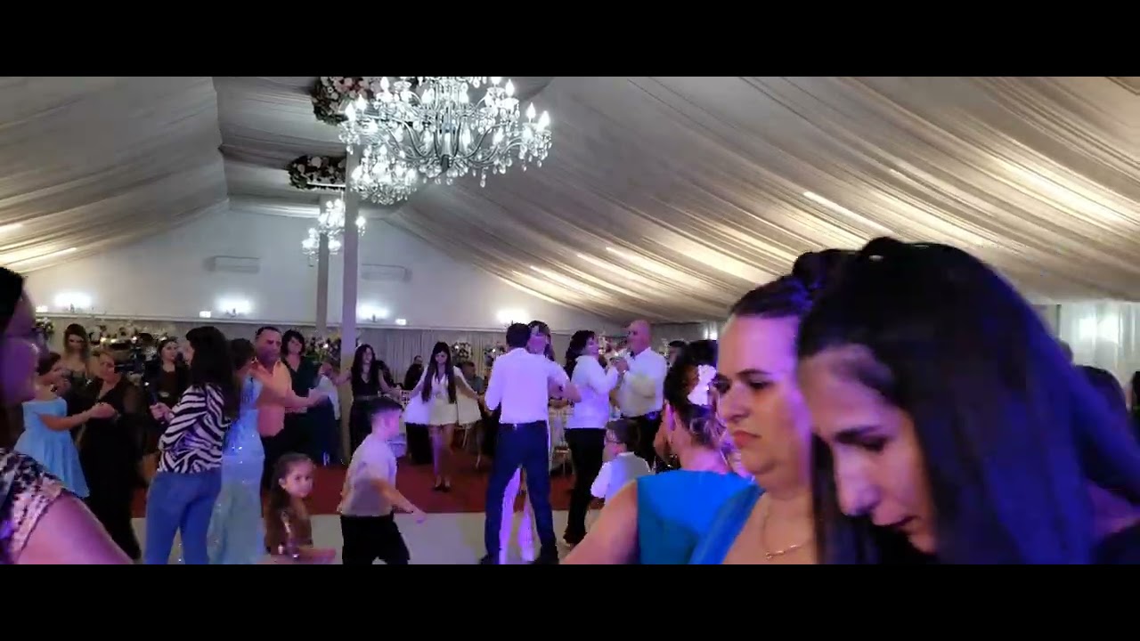 Joc de Banat cu formația Enigma Rm Vălcea 