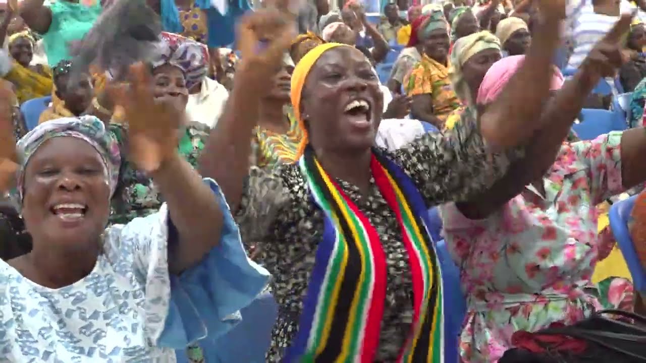 STEPHEN ADOM KYEI-DUAH TOPS UP KANTAMANTO FIRE OUTBREAK VICTIMS' DONATION WITH GH¢ 500,000