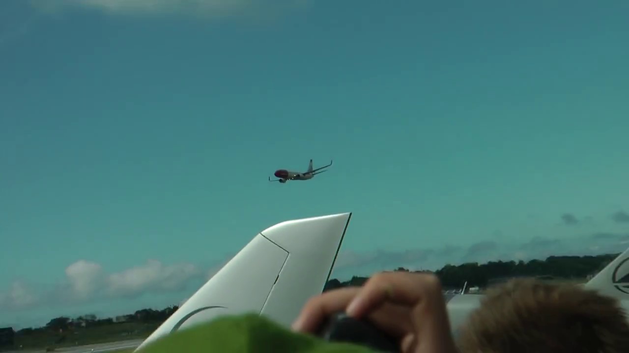 Boeing 737 Display at Sola Airshow Stavanger Norway