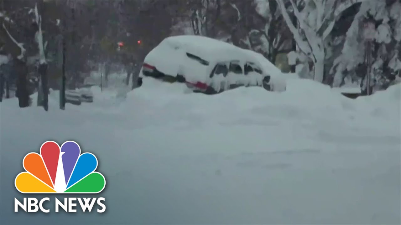 Buffalo Endured 37 Consecutive Hours Of Blizzard Conditions, More Than 30 Reported Dead