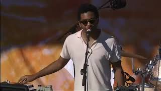 Toro Y Moi - Rose Quartz @ Lollapalooza 2012 [Reupload]