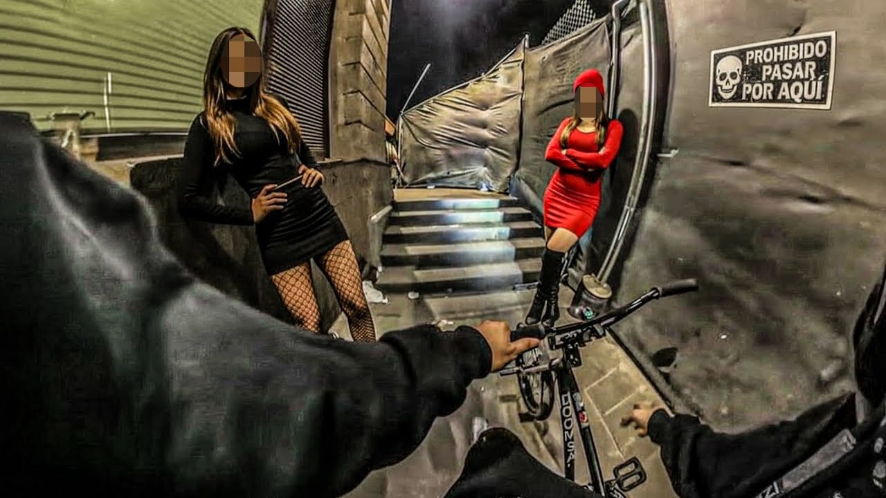 EXPLORANDO SOLO LAS CALLES A LA 