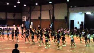 Meninas Do 8º Ano Dançando Hip Hop