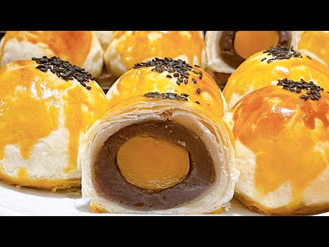 Video BÁNH TRUNG THU NGÀN LỚP ĐÀI LOAN nhân MOCHI ĐẬU ĐỎ... - YouTube