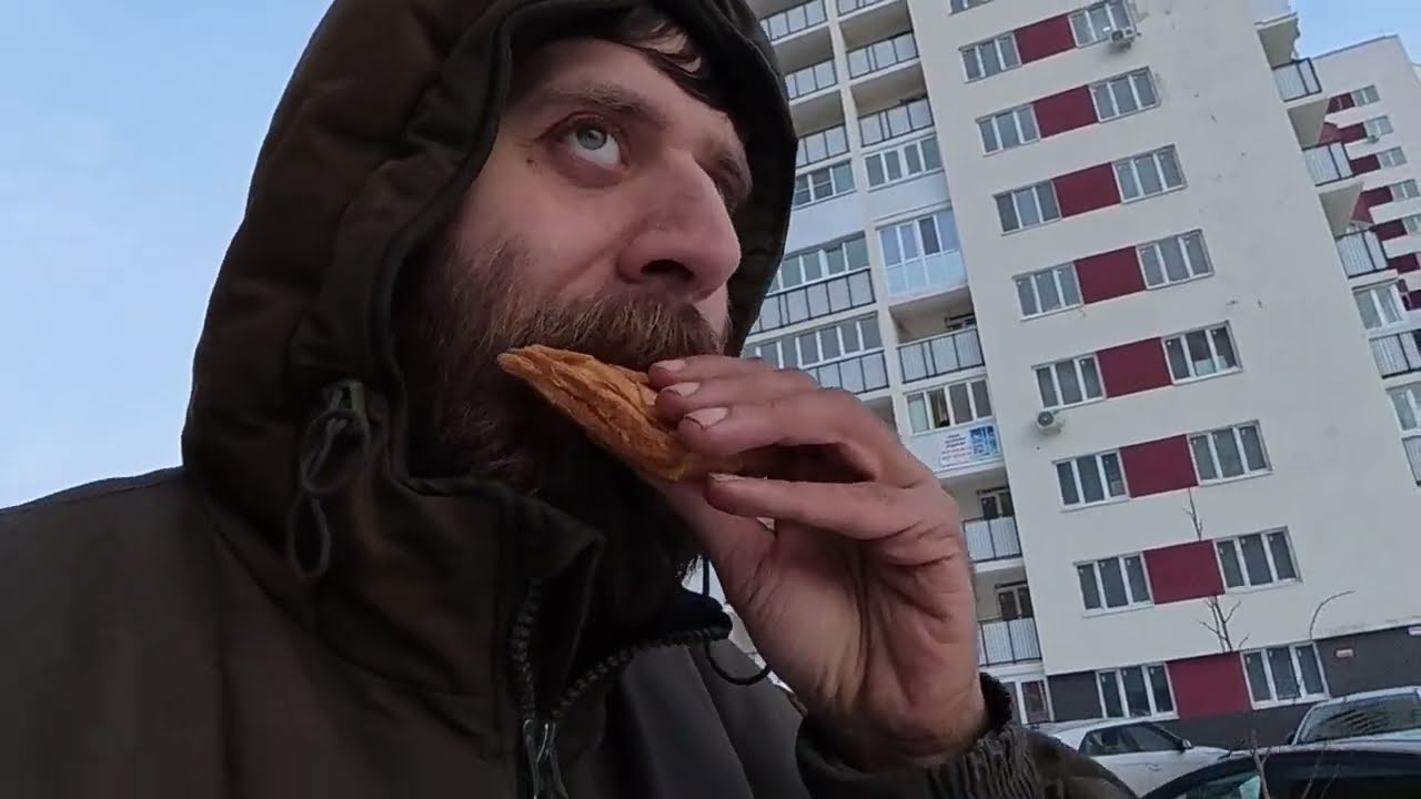 Как я выживаю в доставке Яндекс Еды: Работа на электровелосипеде и крипта для выживания. Влог #3