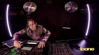 Download Lagu Loone LIVE x Power Station w/ KRIS BAHA (LIVE) MP3