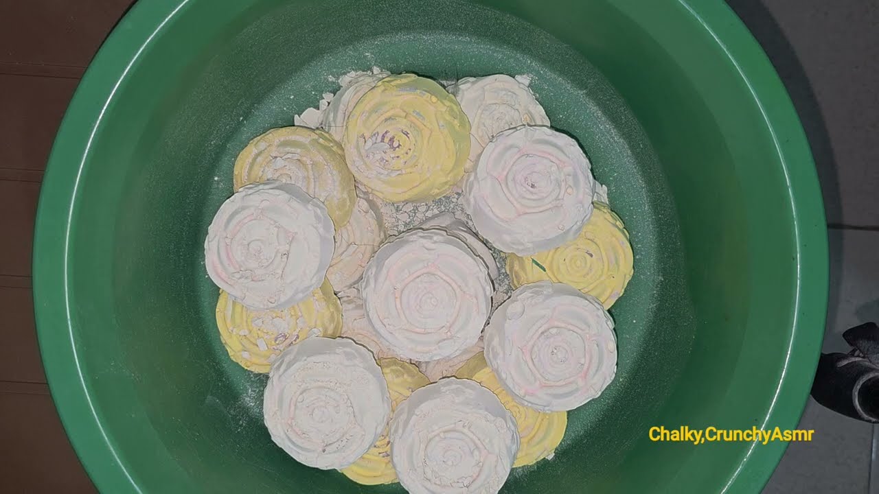Light & dark dusty yellow flowers 🏵💛💛💛 #oddlysatisfying #mychannel #trending #softchalk 