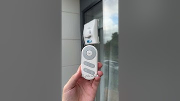 Hutt W8 Window Cleaning Robot