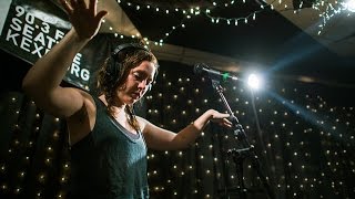 Sylvan Esso - Play It Right (Live on KEXP) chords