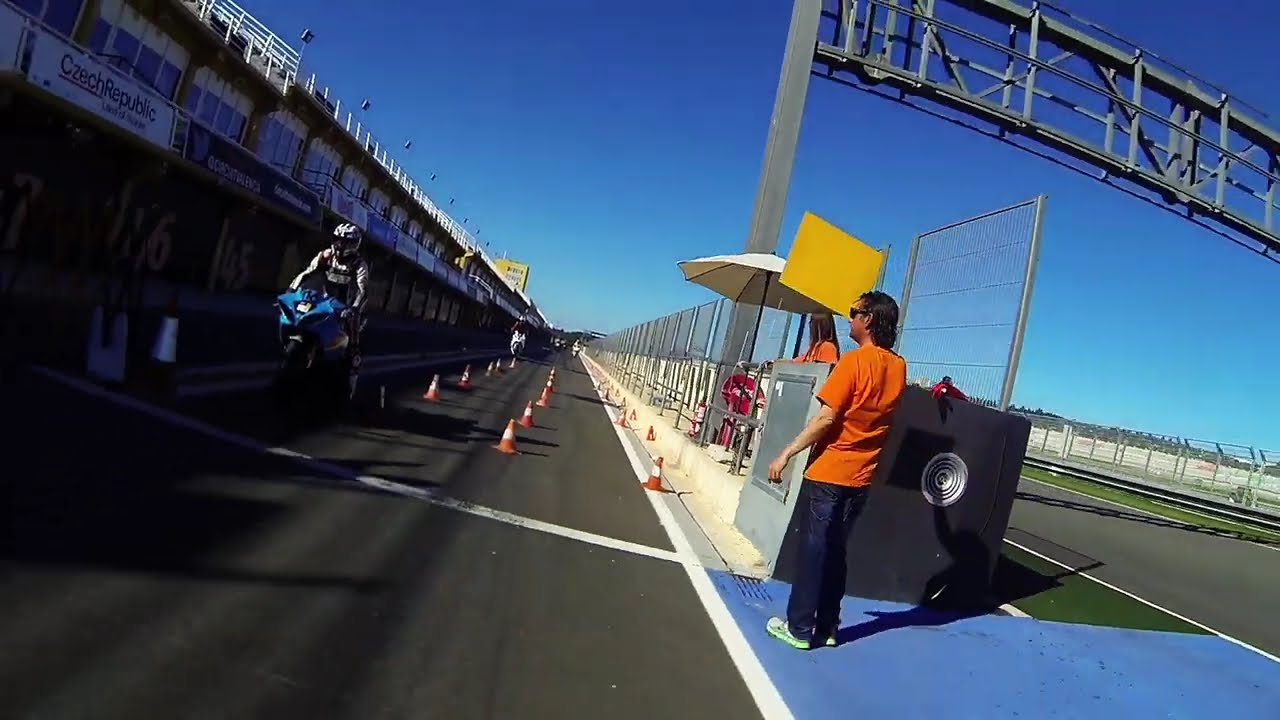 Videoclips from N-TRADE RACING riding Valencia GP racetrack