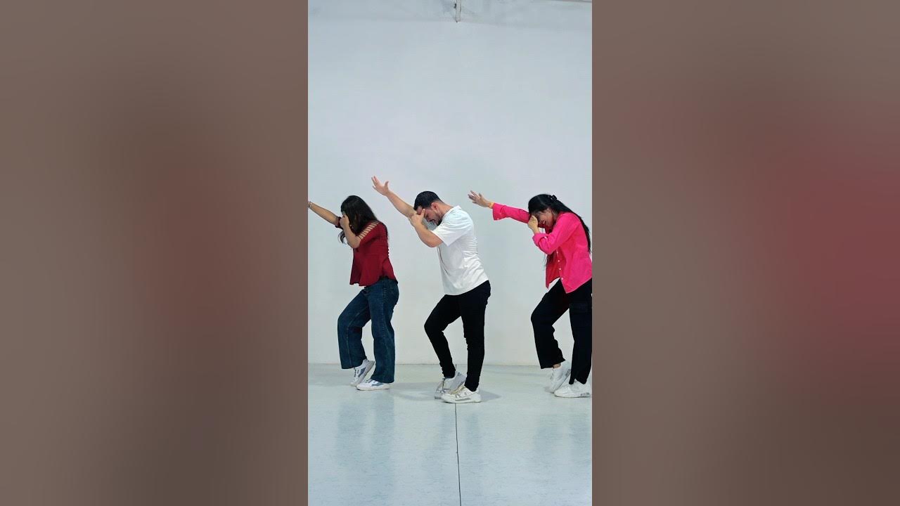 Aayi Nai Dance | Hook Step | Stree 2 | Rajkumar Rao | Shraddha Kapoor | Aayi Nai Song | Stree 2 Song Aayi Nai Dance | Hook Step | Stree 2 | Rajkumar Rao | Shraddha Kapoor | Aayi Nai Song | Stree 2 Song