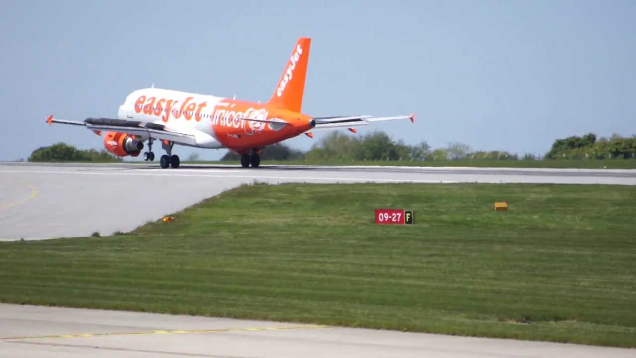 landing to Jersey Airport, Airbus 319 