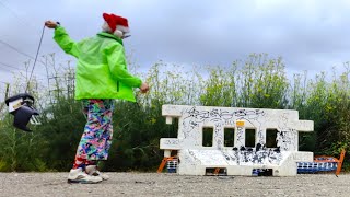 Colourful Santa Smashes Toaster