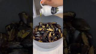 This Is Midye Dolma, Turkey’s Famous Stuffed Mussel Street Food!