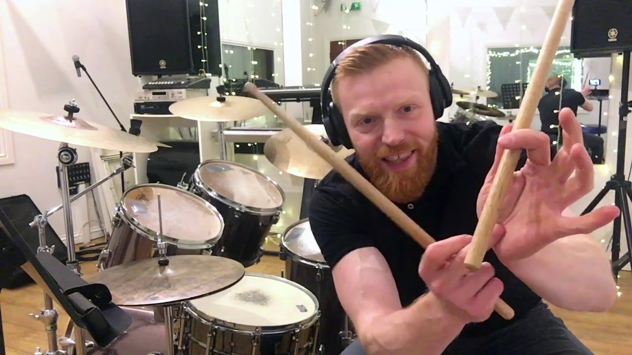 Holding The Drumsticks One Minute Drum Lesson Beginner's Course 1/7