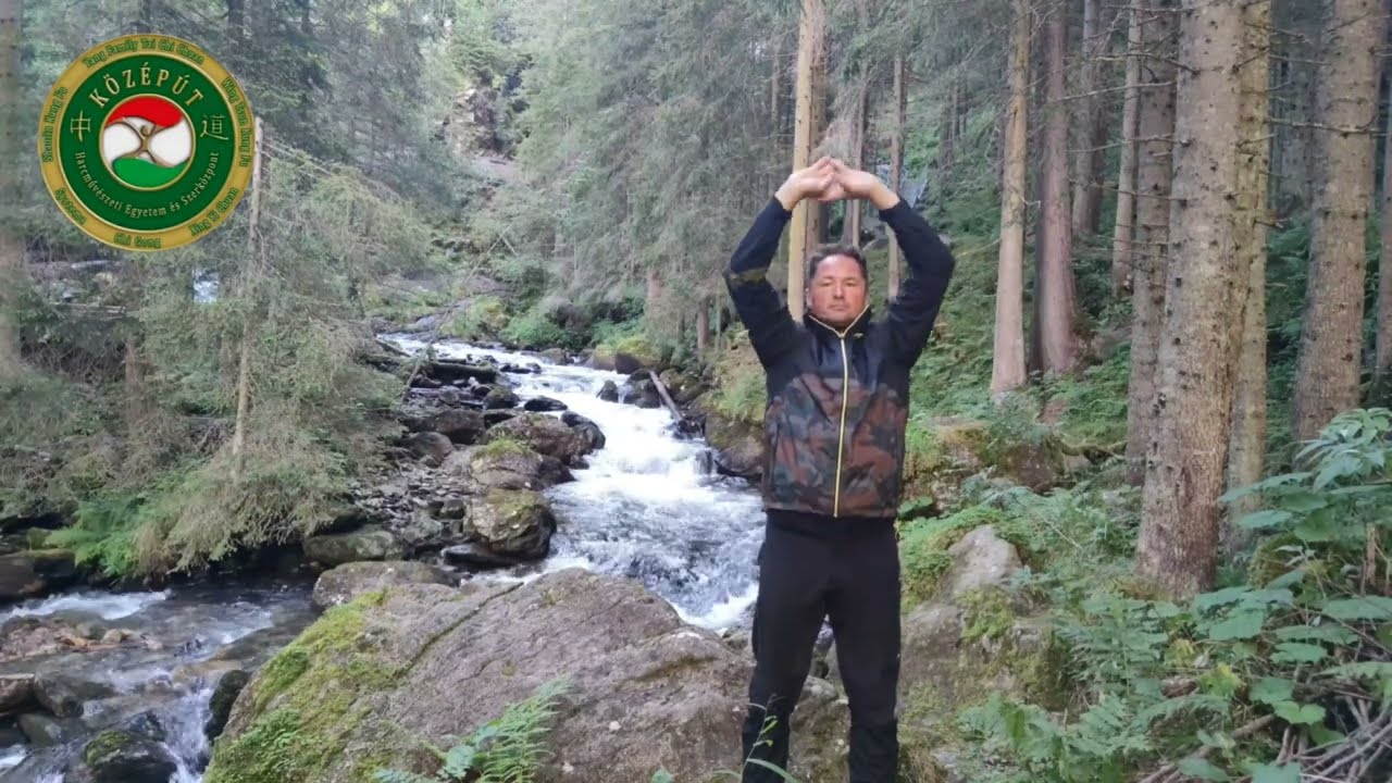 Csikung gyakorlàs a vízesèsnèl