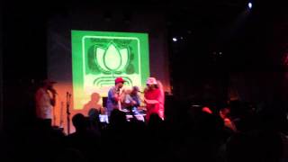 Souls of Mischief - Tell Me Who Profits (Live)