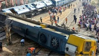 12402 NEW DELHI - ISLAMPUR MAGADH EXPRESS || LOCO CAUGHT FIRE ||